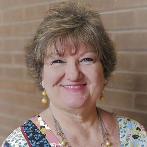 Meet your Posher, Vickie